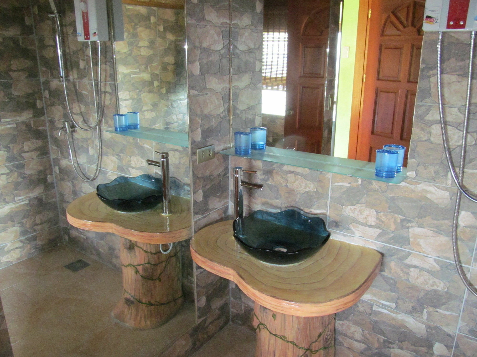 Parrot Paradise Resort Boljoon ภายนอก รูปภาพ